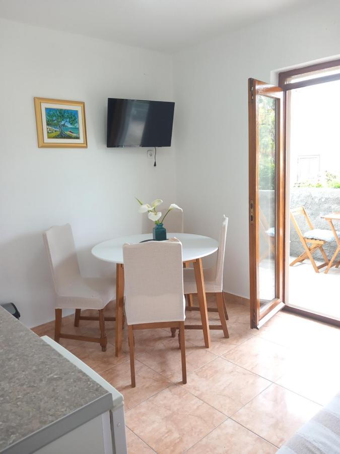 Studio Apartment Novak Cilipi Ngoại thất bức ảnh