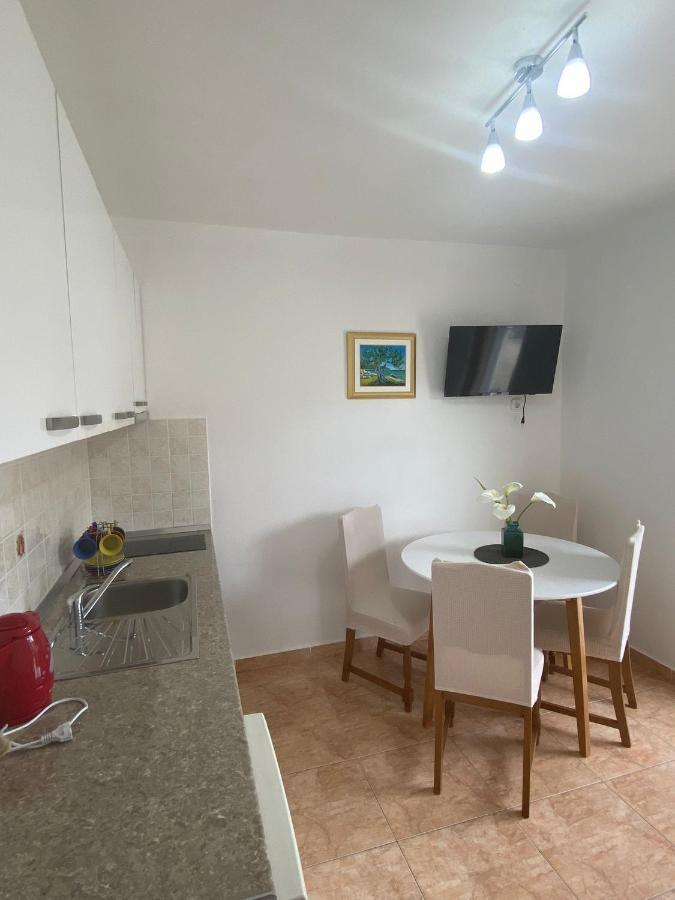 Studio Apartment Novak Cilipi Ngoại thất bức ảnh