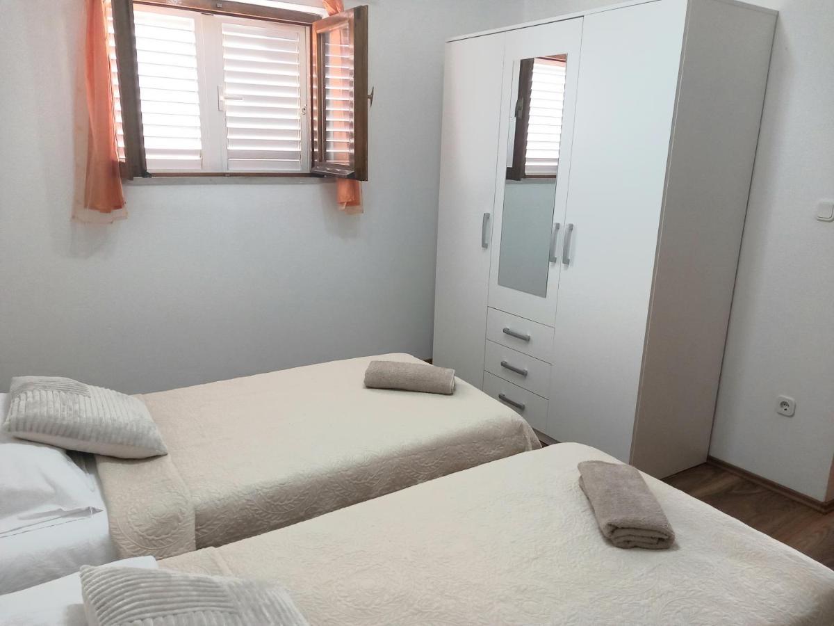 Studio Apartment Novak Cilipi Ngoại thất bức ảnh